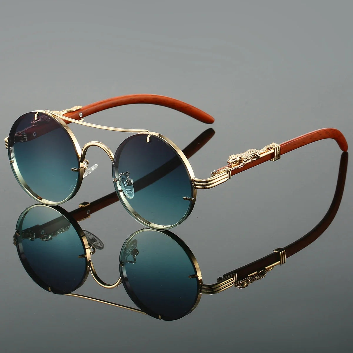Retro Radiance™ Gradient Round Sunglasses